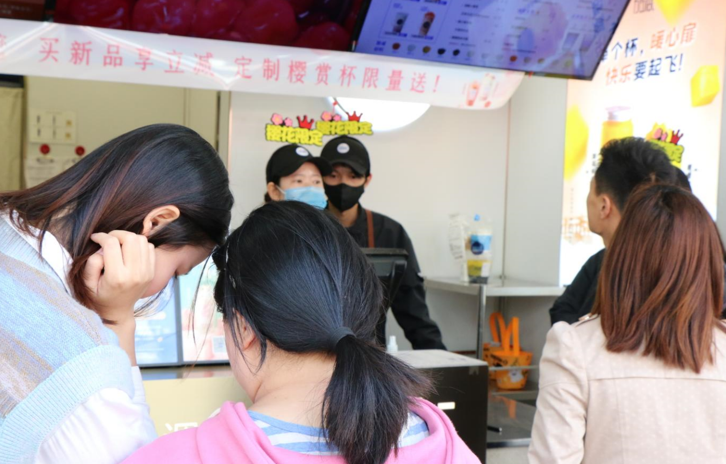 w66最给利的老牌茶饮：奶茶加盟市场火热，为什么有些人却无法加入